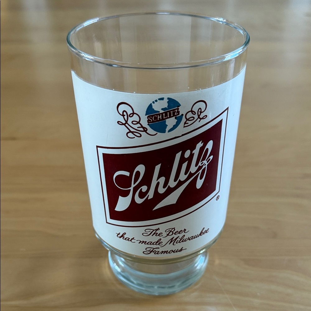 Vintage Schlitz Footed Pedestal Beer Glass 32 Oz Large Milwaukee WI
